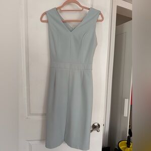 Chima Light Blue Elegant Sleeveless Dress in Light Gray